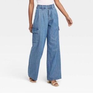 UNIVERSAL THREADS WIDE LEG CARGO